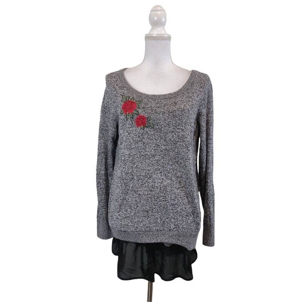 TORRID Sz 0 Gray Pullover Long Sleeve Embroidered Roses Sweater